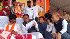 मनोज जरांगे पाटलांशी थेट चर्चा करण्यासाठी शिंदे समिती आझाद मैदानात; सरसकट मराठे कुणबी ठरत नाहीत, तर ओबीसीत सरसकट जात कशी जाते? जरांगेंची विचारणा