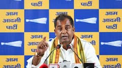 'ये हिंदुओं की आस्था पर हमला', कालकाजी मंदिर में पुजारी की हत्या को लेकर AAP का निशाना