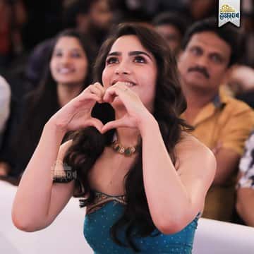 விஜய் சேதுபதி நடித்த ஏஸ் படத்தின் மூலம் தமிழில் அறிமுகமானார்