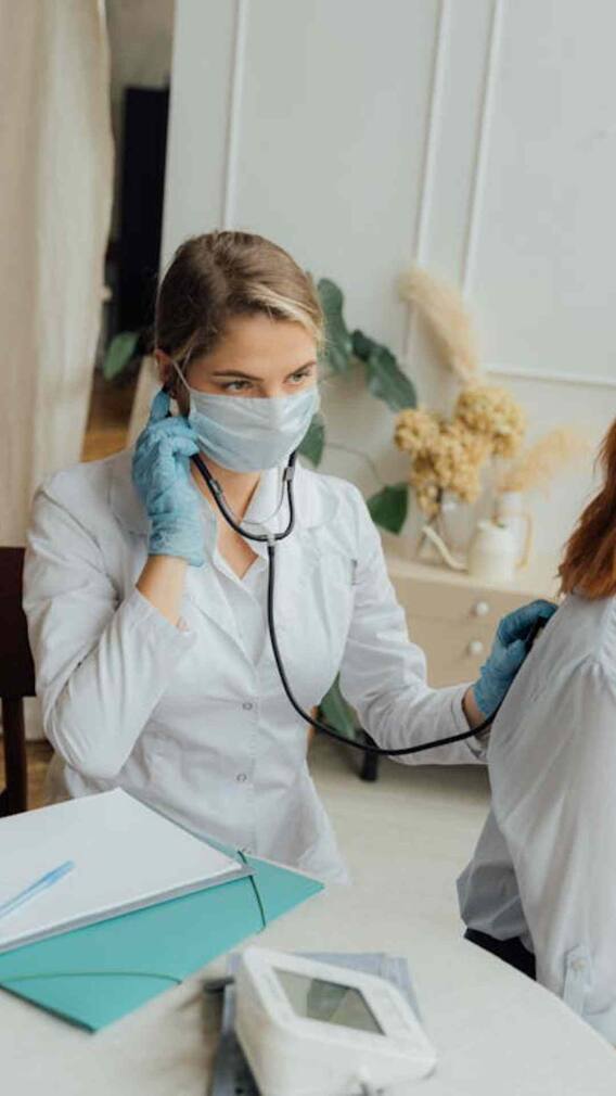 कनाडा में नर्स को कितनी सैलरी मिलती है?