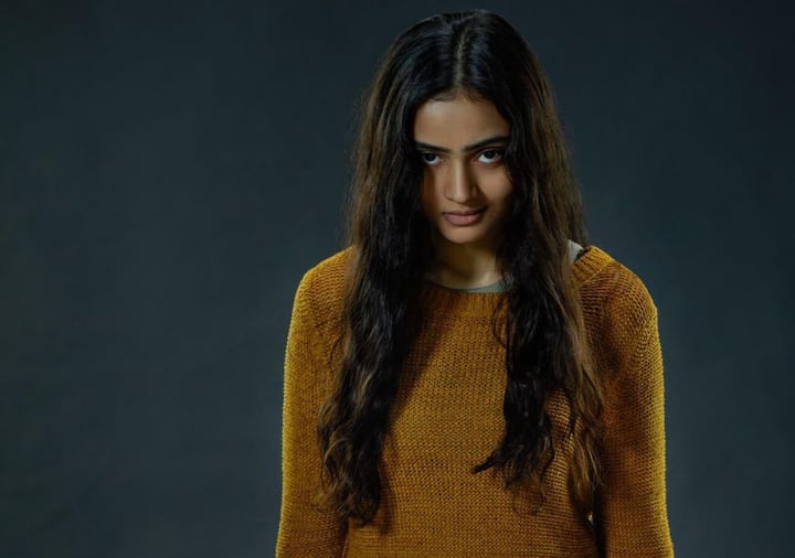 Ajay Devgan's film 'Shaitan' released in 2024 is actually a remake of Gujarati film 'Vash'. While 'Vash' gave Janaki Bodiwala recognized in Pan India, his popularity increased from 'Satan'. Now she is surprising everyone once again with her strong performance in 'Vash 2'.