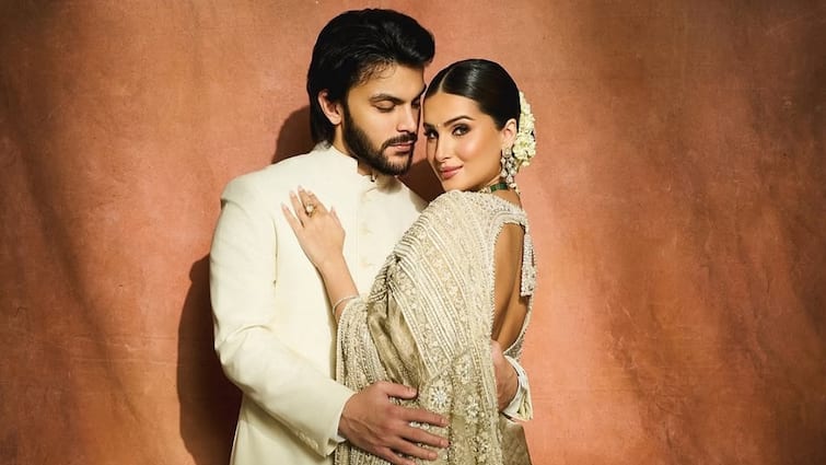 Tara Sutaria Soft-Launches Beau Veer Pahariya During Ganesh Chaturthi Celebration Tara Sutaria Soft-Launches Beau Veer Pahariya During Ganesh Chaturthi Celebration