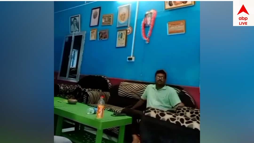 ssc scam arrested tmc mla Jiban krishna Saha new video clip goes viral Jiban Krishna Saha: গ্রেফতারির মাঝেই জীবনকৃষ্ণর ভাইরাল ভিডিও ক্লিপ নিয়ে বিতর্ক তুঙ্গে