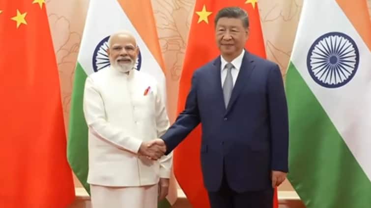 <div>'Dragon, Elephant Must Come Together': Xi Jinping Tells PM Modi At Bilateral Meeting In China</div>