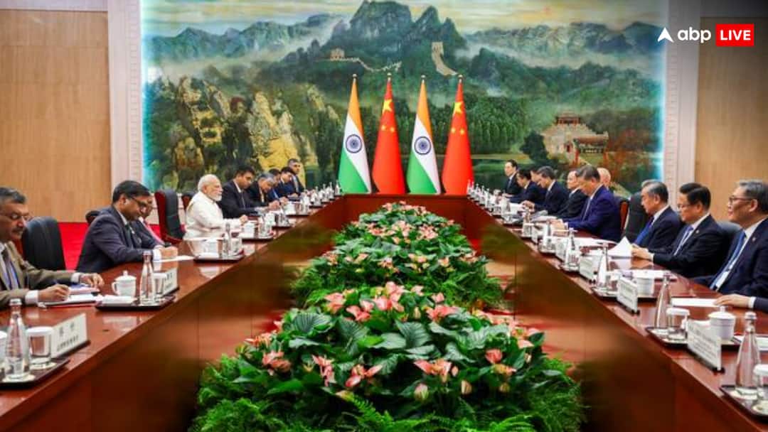 आतंकवाद से लेकर सीमा पर शांति तक... इन मुद्दों पर भारत-चीन के बीच बनी सहमति, विदेश मंत्रालय ने दी जानकारी mea vikram misri briefs about pm modi xi jinping SCO Summit talks terrorism investment to peace on border आतंकवाद से लेकर सीमा पर शांति तक... इन मुद्दों पर भारत-चीन के बीच बनी सहमति, विदेश मंत्रालय ने दी जानकारी