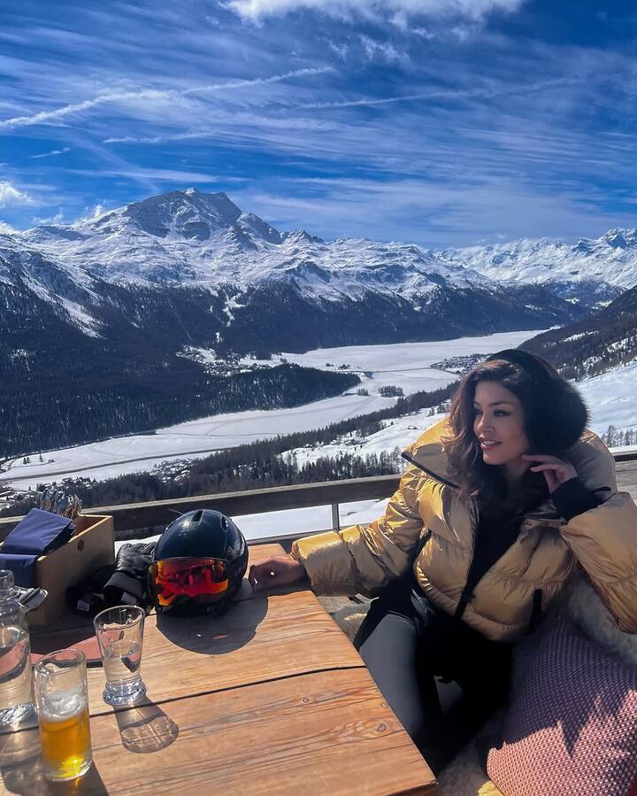Bharat and Meghna are vacationing in Europe and shared PDA-filled pictures on Instagram Stories.