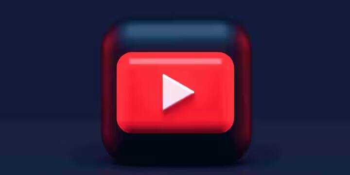 YouTube से पैसे कमाने का पहला कदम अपने चैनल को मोनेटाइज़ करना है। इसके लिए, आपके चैनल पर कम से कम 1000 सब्सक्राइबर और 4000 वॉच आवर्स होने चाहिए। जब आप इन मानदंडों को पूरा करते हैं, तो आप YouTube पार्टनर प्रोग्राम में शामिल हो सकते हैं और अपने वीडियो पर आने वाले विज्ञापनों से कमाई शुरू कर सकते हैं। आपके वीडियो पर जितने ज़्यादा व्यूज़ और ऑडियंस एंगेजमेंट होंगे, आपकी कमाई उतनी ही बढ़ेगी।