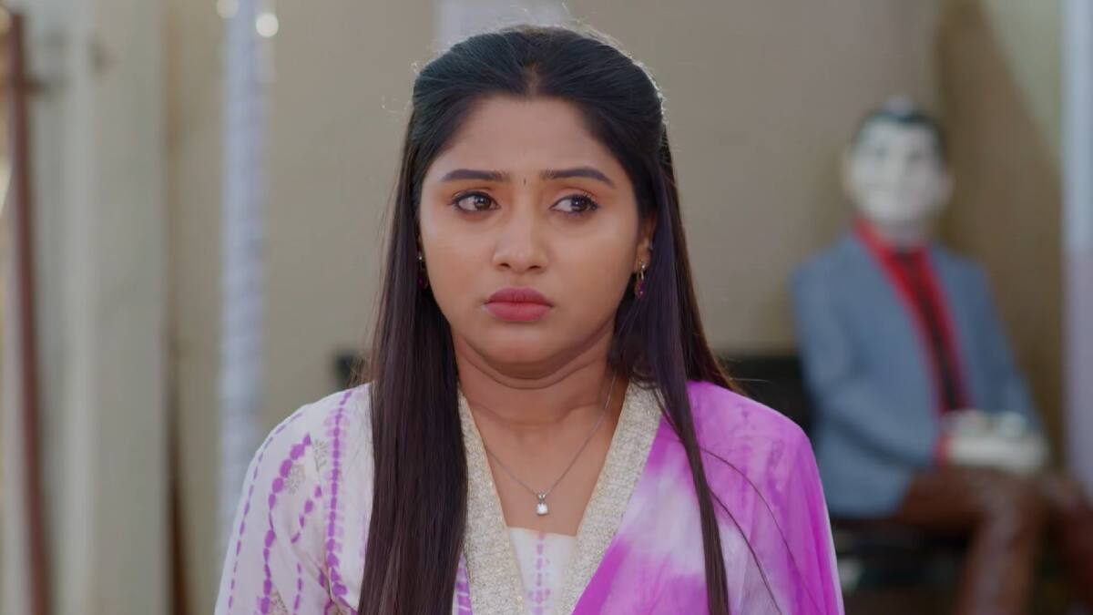 Nindu Manasulu Serial Today September 1st: నిండు మనసులు సీరియల్: కాబోయే వదినని నానా తిట్లు తిట్టిన సాహితి.. చెల్లి, ప్రేరణల మధ్య ఇరుక్కున్న సిద్ధూ!