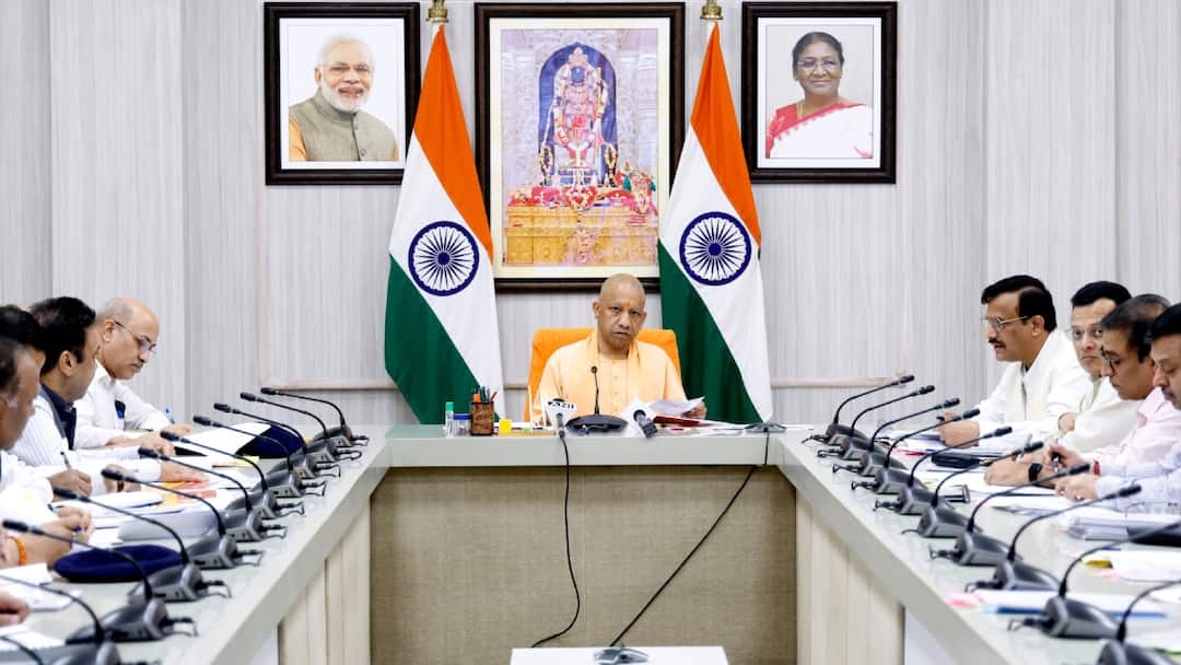 UPSSC PET Exam 2025: यूपी PET परीक्षा से पहले सीएम योगी आदित्यनाथ ने दिए अहम निर्देश, इन लोगों पर होगी कड़ी कार्रवाई UPSSC PET Exam 2025 CM Yogi Adityanath instructions to held exam with transparency UPSSC PET Exam 2025: यूपी PET परीक्षा से पहले सीएम योगी आदित्यनाथ ने दिए अहम निर्देश, इन लोगों पर होगी कड़ी कार्रवाई