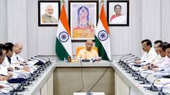 यूपी PET परीक्षा से पहले सीएम योगी आदित्यनाथ ने दिए अहम निर्देश, इन लोगों पर होगी कड़ी कार्रवाई