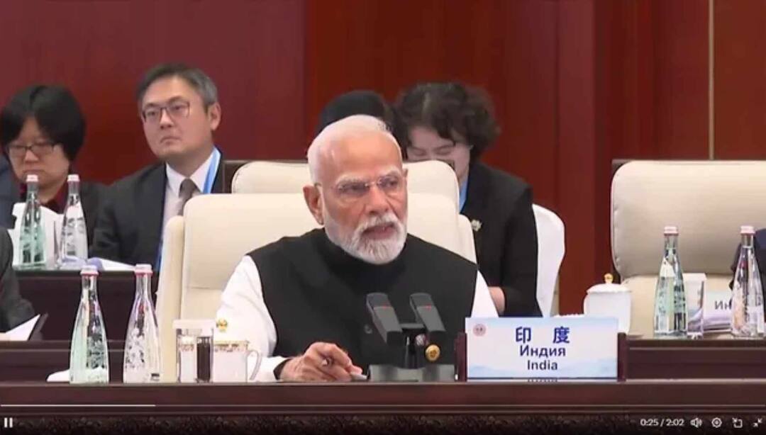 SCO की ओर से पहलगाम आतंकी हमले का खास जिक्र, भारत ने दुनिया को दिखाई अपनी 'हैसियत' SCO Summit Tianjin Pahalgam attack strongly condemned at SCO PM Modi Xi Jinping Vladimir Putin Pakistan Shehbaz Sharif SCO की ओर से पहलगाम आतंकी हमले का खास जिक्र, भारत ने दुनिया को दिखाई अपनी 'हैसियत'