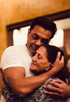 कभी देखी हैं धर्मेंद्र की पहली पत्नी प्रकाश कौर की ये 10 तस्वीरें? खूबसूरती में किसी हीरोइन से कम नहीं