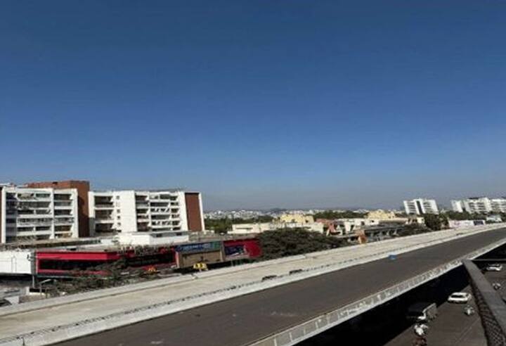 अशा परिस्थितीत ११८ कोटींचा सिंहगड रस्ता उड्डाणपूल प्रकल्प हा पुणे शहरातील एक महत्त्वाकांक्षी आणि तांत्रिकदृष्ट्या अत्याधुनिक प्रकल्प पूर्ण व्हावा म्हणून सातत्यपूर्ण पाठपुरावा केला.