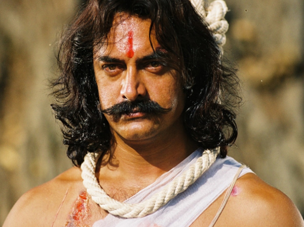 From Ranveer Singh to Hrithik Roshan, these 10 celebs burnt their lives in historical characters