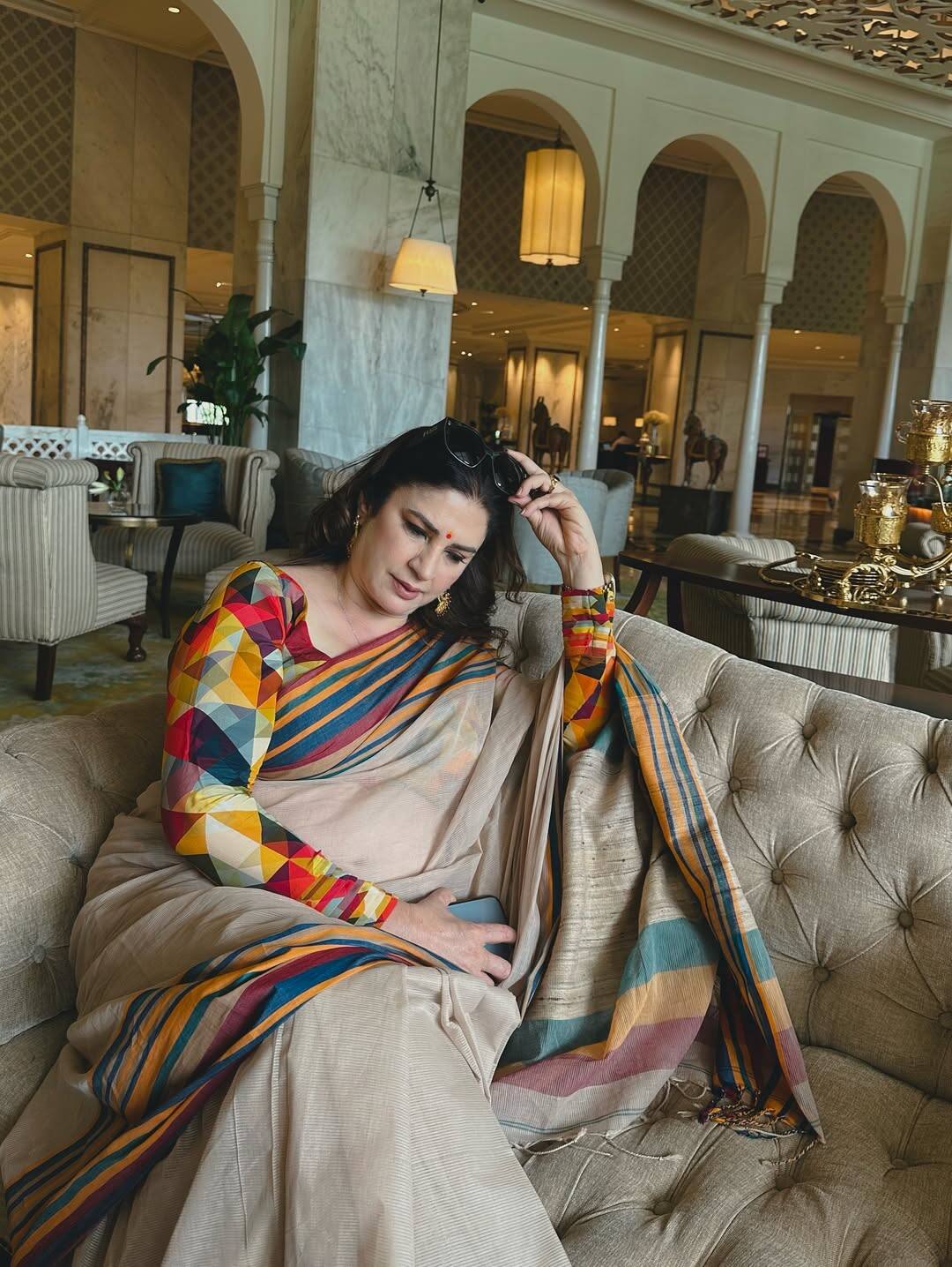 Kunika Sadanand is a famous actress. She has been active in the film and TV world for many decades and her career is more than 30 years long. People recognize him because of his memorable characters, whether in Bollywood films or television shows.