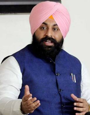 ਪੰਜਾਬ 'ਚ ਸਕੂਲਾਂ ਸਣੇ ਕਾਲਜ ਅਤੇ ਯੂਨੀਵਰਸਿਟੀਆਂ ਵੀ ਰਹਿਣਗੀਆਂ ਬੰਦ, ਛੁੱਟੀਆਂ ਦਾ ਐਲਾਨ...