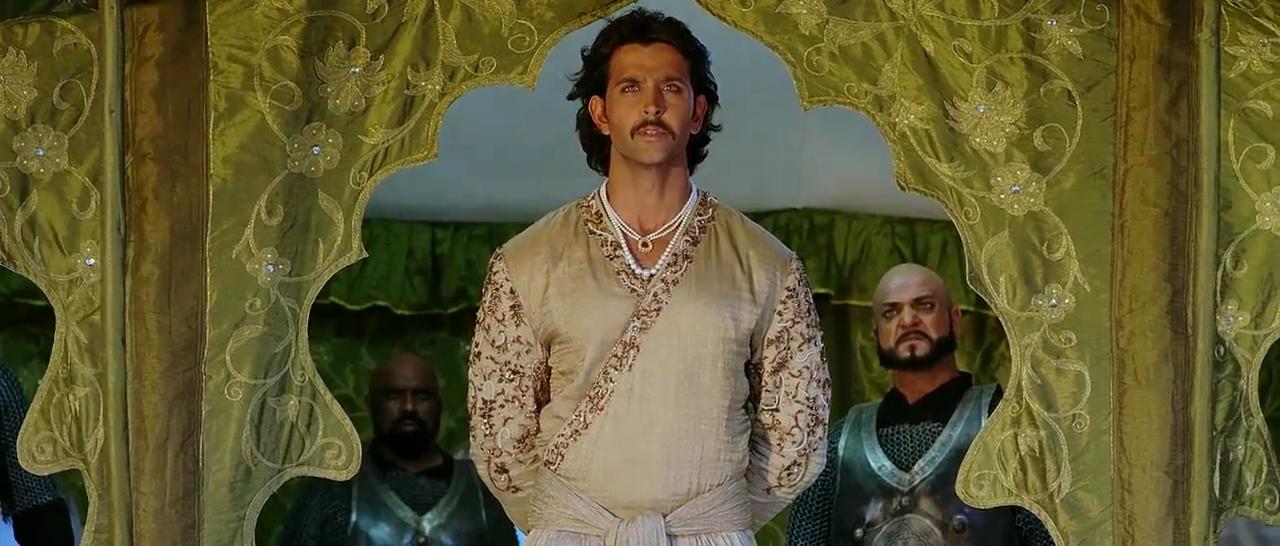 From Ranveer Singh to Hrithik Roshan, these 10 celebs burnt their lives in historical characters