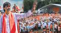 Manoj Jarange Patil Mumbai Morcha : मराठा आंदोलकांनी पोलिसांच्या बॅरिकेडची केली गाडी; हलगीच्या ठेक्यावरही थिरकले