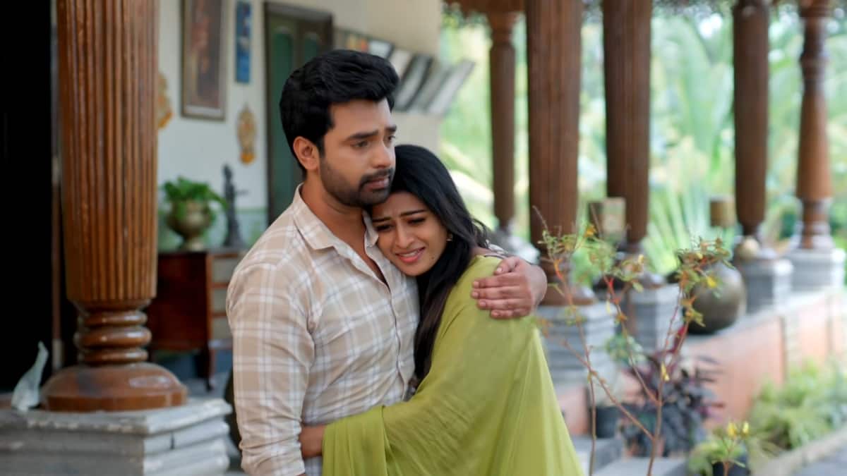 Illu Illalu Pillalu Serial Today September 1st: ఇల్లు ఇల్లాలు పిల్లలు: ధీరజ్‌ మౌనం: తనలో తాను నలిగిపోతున్న ప్రేమ! వల్లీ బీపీ పెంచేసిన ఇడ్లీ బాబాయ్!