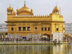 ਦਰਬਾਰ ਸਾਹਿਬ ‘ਚ ਪਾਣੀ ਭਰਨ ਦੀ ਅਫਵਾਹਾਂ ‘ਤੇ ਬੋਲੇ ਗਿਆਨੀ ਰਘੁਬੀਰ ਸਿੰਘ, ਸ਼ਰਧਾਲੂਆਂ ਨੂੰ ਬੇਫਿਕਰ ਹੋਕੇ ਦਰਸ਼ਨ ਕਰਨ ਦੀ ਕੀਤੀ ਅਪੀਲ