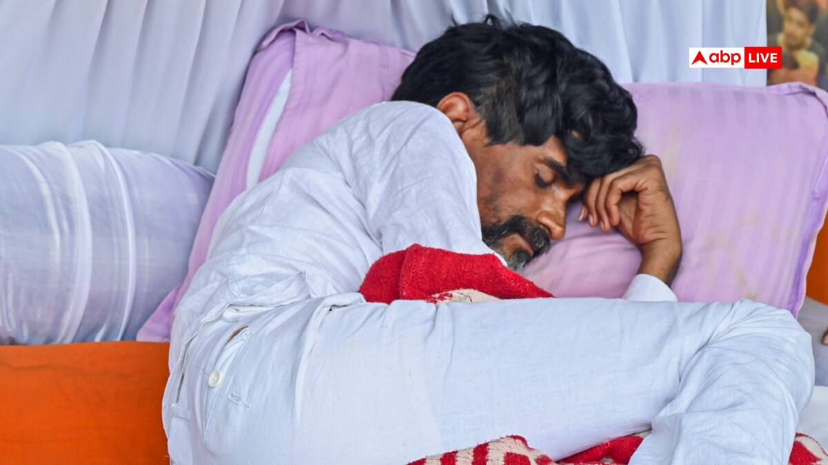 Maratha Reservation: HC ने मुंबई की सड़कें खाली कराने के दिए निर्देश, CM फडणवीस क्या बोले | बड़ी बातें