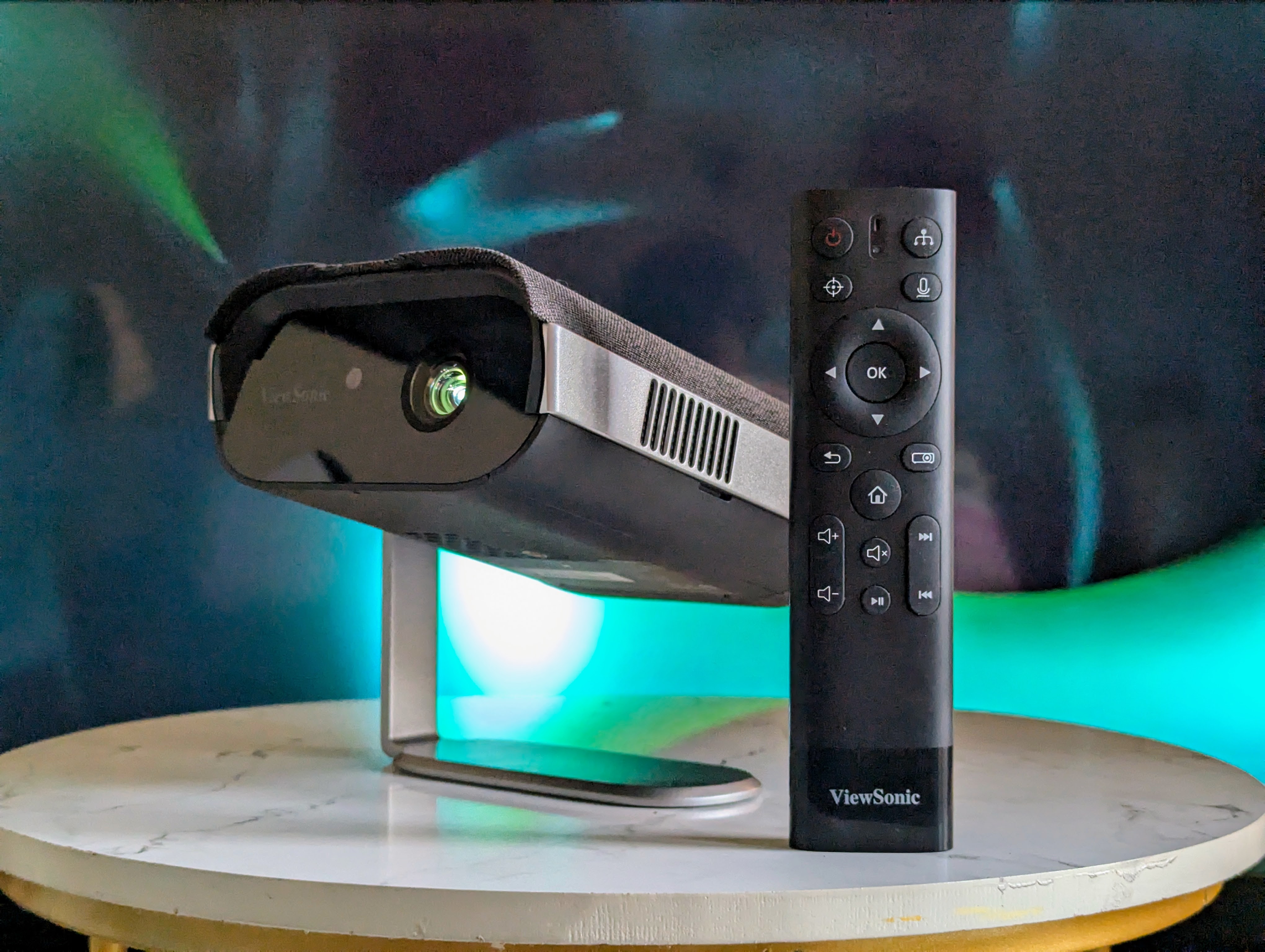 Gadgets Review | ViewSonic M1 Max: Pocket-Sized Cinema Or Just A Flashlight With Netflix? Find Out