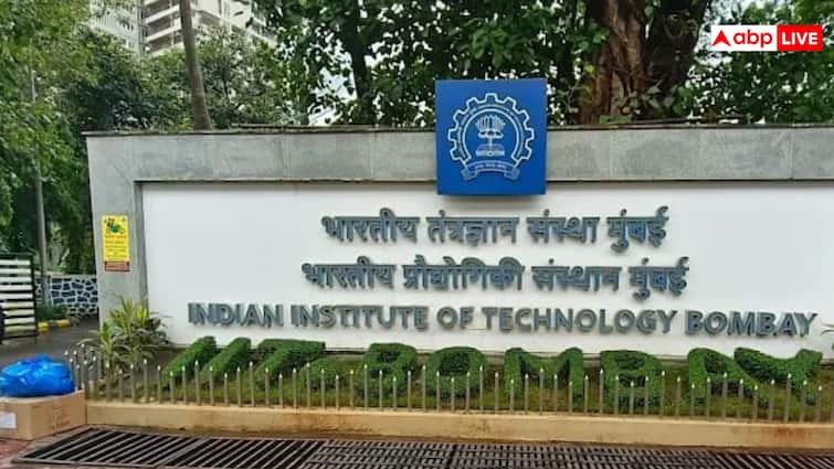 आईआईटी बॉम्बे बनी टॉपर्स की पहली पसंद, टॉप 100 में 73 ने चुना; जानें डिटेल्स आईआईटी बॉम्बे बनी टॉपर्स की पहली पसंद, टॉप 100 में 73 ने चुना; जानें डिटेल्स