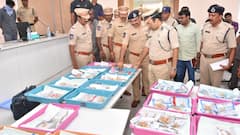 చెన్నూర్ SBIలో బంగారు ఆభరణాల చోరీ కేసు ఛేదించిన పోలీసులు, ఖాతాదారుల సంబరాలు