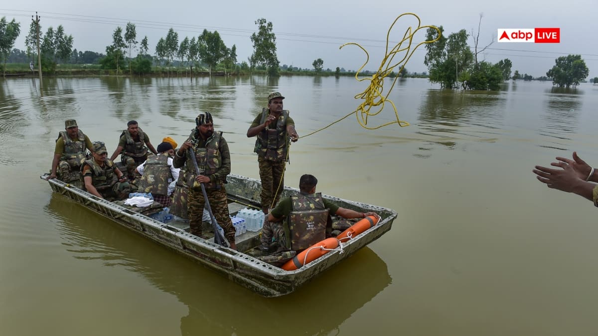गृह मंत्री अमित शाह ने पंजाब के CM भगवंत मान से फोन पर की बात, कहा- हर मदद के लिए हैं तैयार