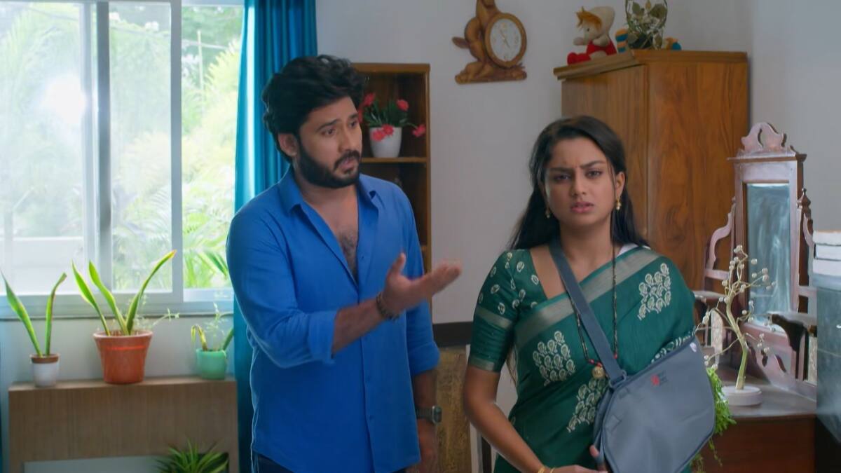 Nuvvunte Naa Jathaga Serial Today September 1st: నువ్వుంటే నా జతగా సీరియల్: దేవా కోసం పిచ్చెక్కిపోతున్న మిథున.. ఆదిత్య ఎంట్రీతో కొత్త ట్విస్ట్! దేవా తండ్రితో ఏం చెప్పాడు?