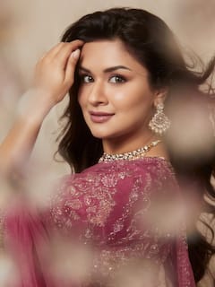 Grace Meets Glam: Avneet Kaur Stuns In Festive Mauve Lehenga; See PICS