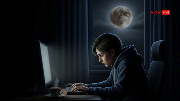 देर रात तक जागने से चंद्रमा अशुभ फल प्रदान करता है.