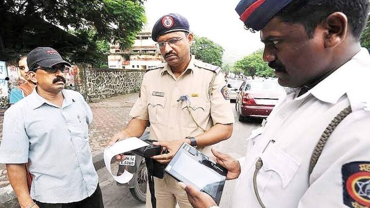 इसके अलावा अगर आपको अपने गाड़ी पर हुए पुराने सभी चालान चेक करने हैं. तो आप अपनी गाड़ी का नंबर दर्ज करके पुराने सभी चालान चेक कर सकते हैं. आपको पुराने सभी चालानों की जानकारी वहां दिख जाएगी.  उसका स्टेट्स भी चेक कर सकते हैं.