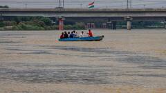 दिल्ली में यमुना नदी का जलस्तर खतरे के निशान के पार, निचले इलाकों में बाढ़ का खतरा