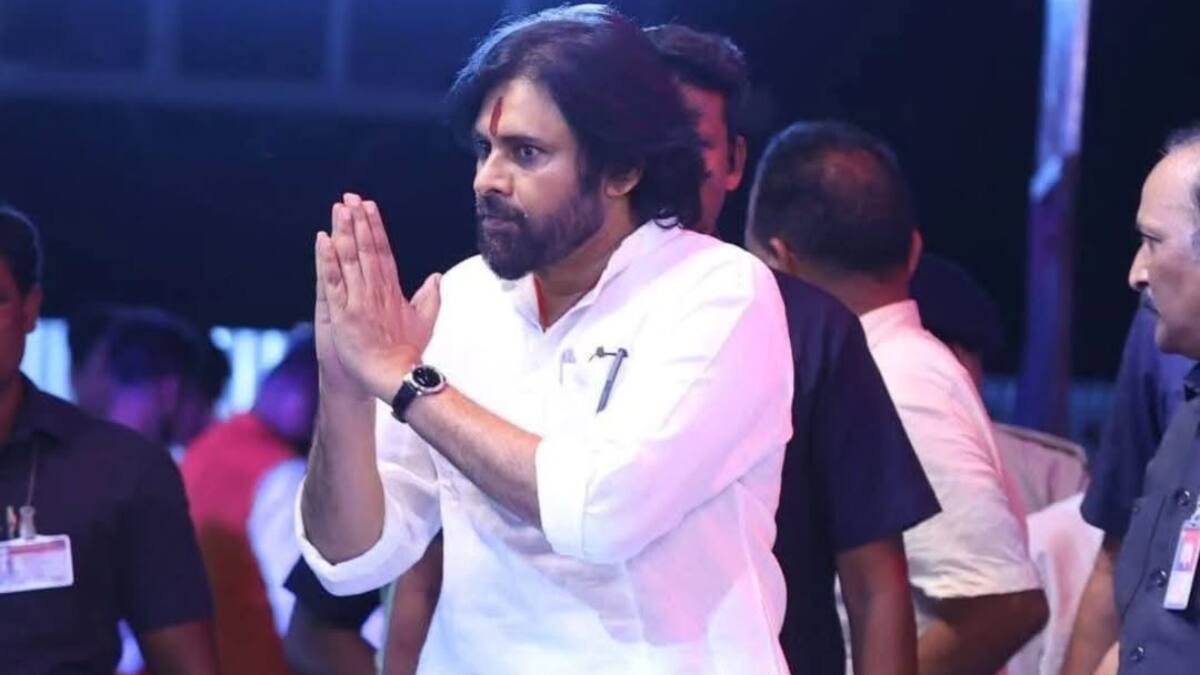 వెండితెరపై పవర్ స్టార్ - రాజకీయాల్లో పీపుల్ స్టార్! పవన్ కి విశెష్ చెప్పిన మోదీ, చంద్రబాబు, లోకేష్!