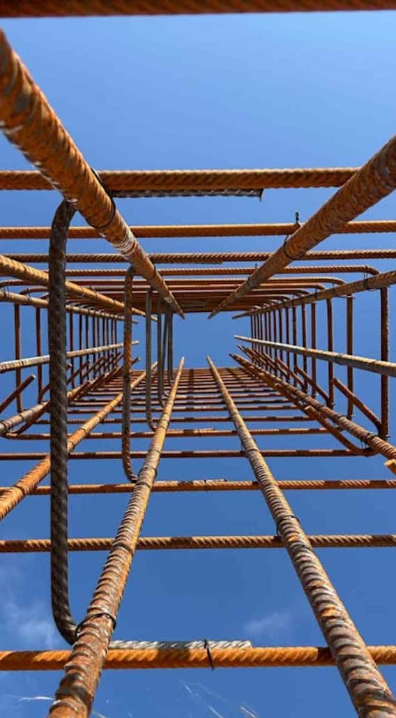 लोहा या फाइबर कौन सा सरिया होता है सस्ता?