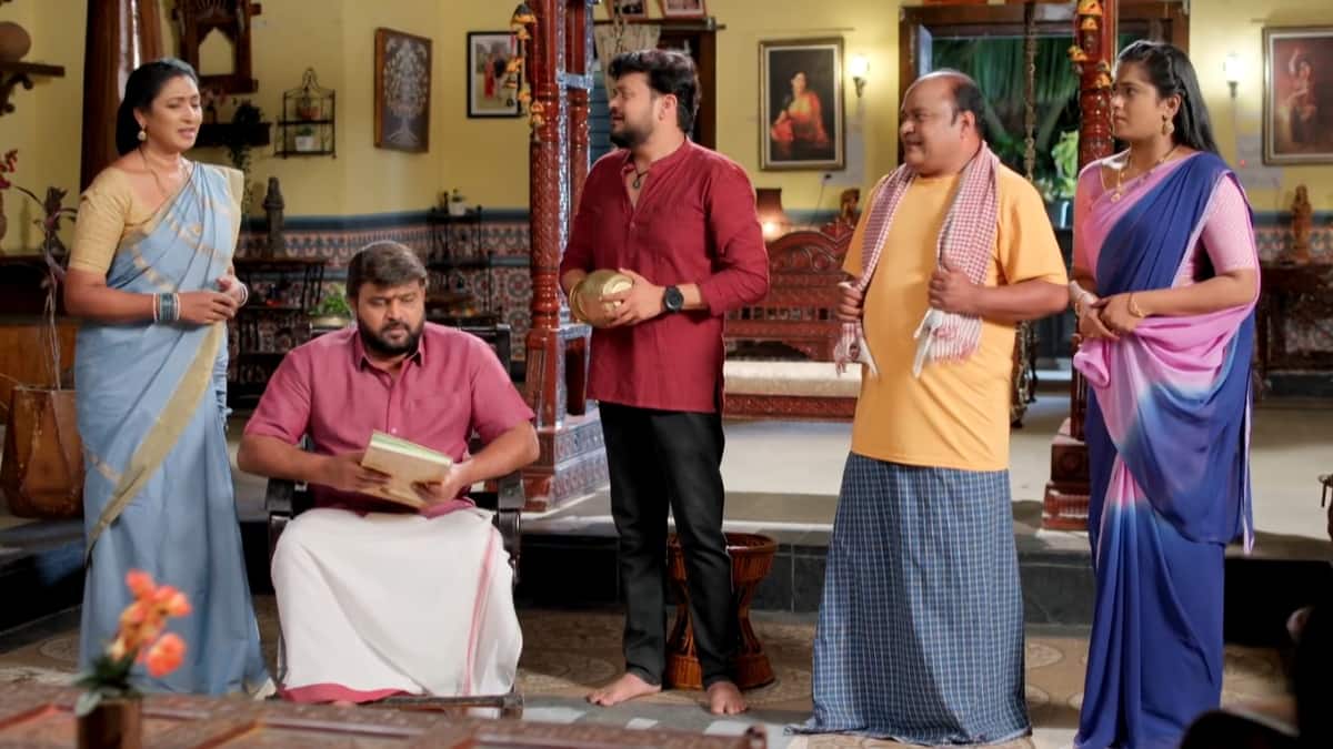 Illu Illalu Pillalu Serial Today September 2nd: ఇల్లు ఇల్లాలు పిల్లలు: అన్న కోసం తండ్రి డబ్బు కొట్టేసిన ధీరజ్! కల్యాణ్‌ కోసం నడిరోడ్డు మీద ప్రేమ పరుగులు!
