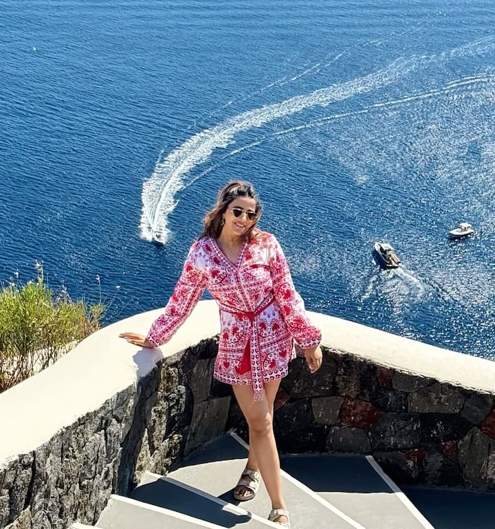 Nupur has not stepped into the acting world, but still she remains on social media.