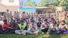 कुशीनगर पुलिस ने 'ऑपरेशन मजनू' के तहत 124 मनचलों को पकड़ा, SP ऑफिस मे कराई परेड