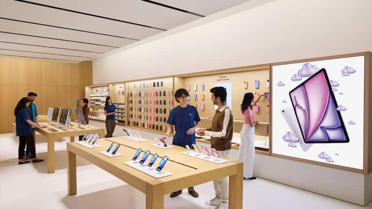 <div>Apple Store Temporarily Down As iPhone 17 Series Event Approaches: Here's Why</div>