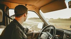 ऑस्ट्रेलिया में कितनी है ट्रक ड्राइवर्स की सैलरी, भारत से यह कितनी ज्यादा?