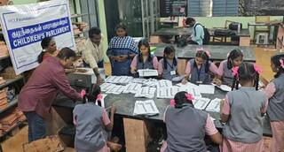 மாணவிகளின் கனவு நனவாகும் நாள்! குழந்தைகள் பாராளுமன்ற தேர்தல்: பிரதமர், அமைச்சர்கள் பதவியேற்பு! #குழந்தைகள்_பாராளுமன்றம் #தேர்தல் #மதுரை