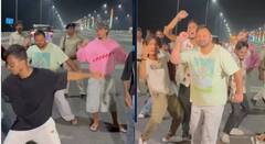 Video : ‘दिल तो बच्चा ही है जी’, पटनाच्या मरीन ड्राइव्हवर तेजस्वी यादव यांचा रील स्टारसोबत भन्नाट डान्स; व्हिडीओ व्हायरल