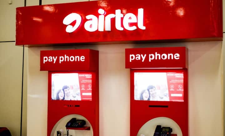 Airtel का यह प्लान 929 रुपये का प्रीपेड प्लान है. इसमें आपको फ्री कॉलिंग, डेटा समेत दूसरे कई सारे ऑफर्स मिलते हैं.