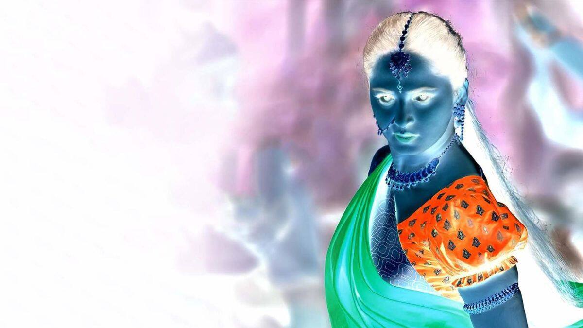 கமல் , விஜய் , சூர்யா படங்களை சோலோவாக செதறவிட்ட நாயகி..2009 ஞாபகமிருக்கா ! யார் அந்த வசூல் ராணி