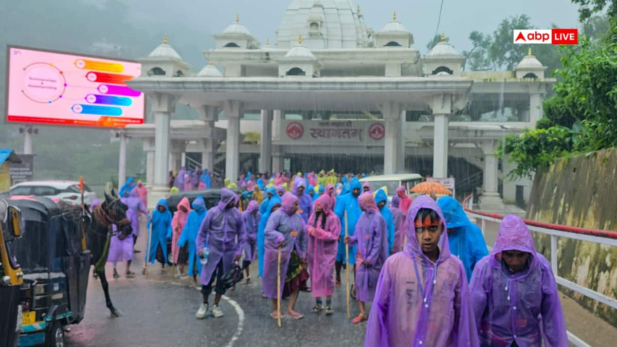 वैष्णो देवी मंदिर के रास्ते में फिर भूस्खलन, 9 दिनों से यात्रा निलंबित, कटरा बेस कैंप सुनसान