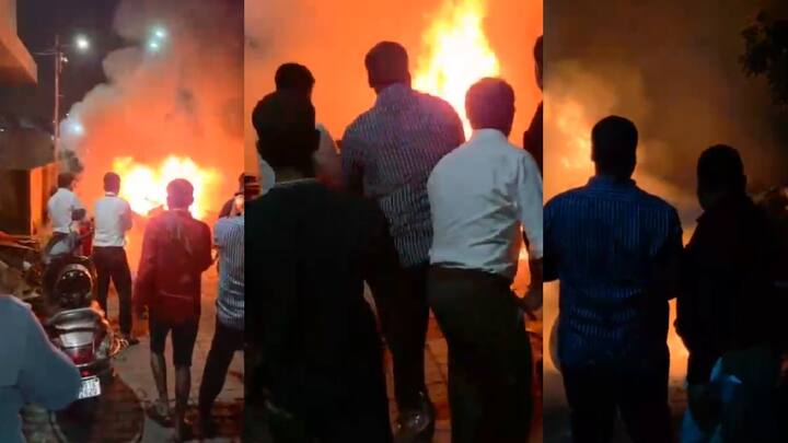 iपार्किंगमधील गाडयांना आग नेमकी कशी लागली हे अद्याप अस्पष्ट आहे, मात्र आगीची माहिती मिळताच घटनास्थळी अग्निशमक दल दाखल झाले होते.