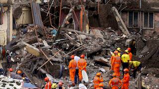 पालघर इमारत दुर्घटनेवर मानवाधिकार आयोगाची गंभीर दखल, मुख्य सचिव आणि पोलीस महासंचालकांना नोटीस