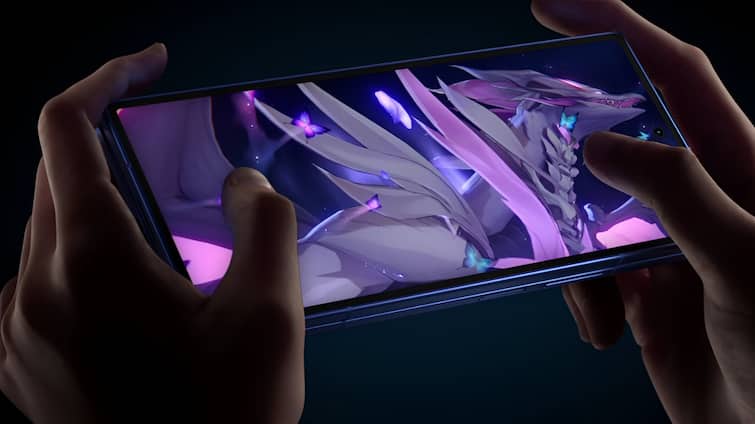 1 In 5 iPhone Owners May Switch To Samsung Over Foldable Delay, Survey Says