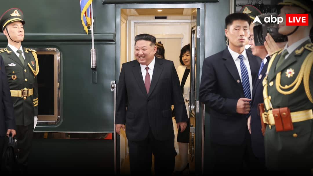 Kim Jong Un armored train considered moving fortress facilities like luxury hotel security system and bulletproof technology जब ट्रेन से सफर करते हैं किम जोंग उन तो सोने का लैपटॉप समेत टेबल पर होती हैं ये तीन खास चीजें